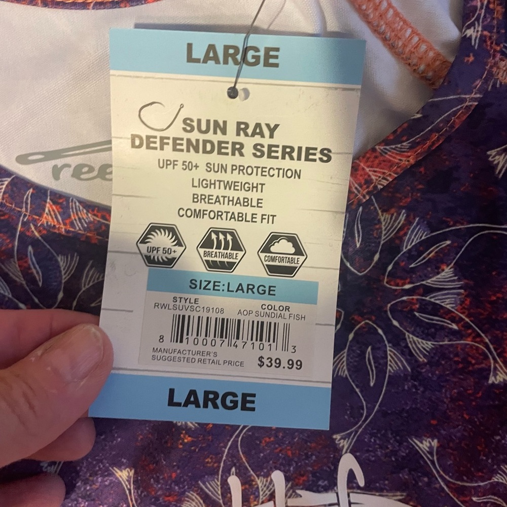 REEL brand water shirt - Picture 5 of 7